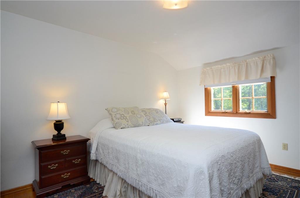 1033 Fiddleback Drive McKees Rocks, PA 15136 - Photo 13 of 20