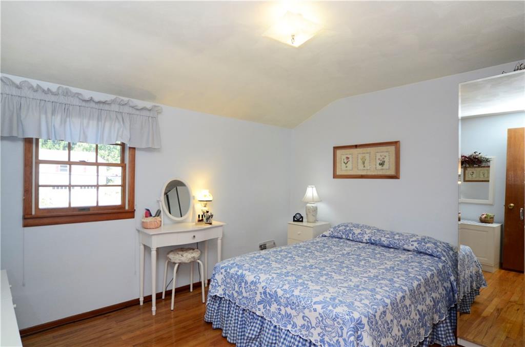 1033 Fiddleback Drive McKees Rocks, PA 15136 - Photo 14 of 20