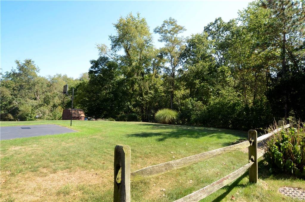 1033 Fiddleback Drive McKees Rocks, PA 15136 - Photo 20 of 20