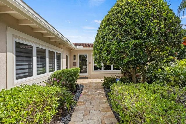 $1,494,000 | 1719 Poinsettia Drive, Fort Lauderdale, FL 33305