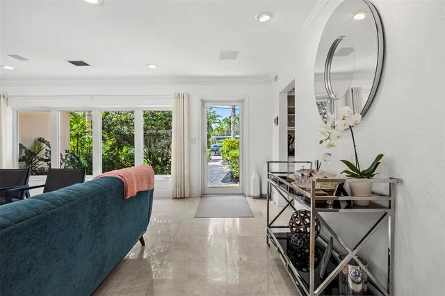 $1,494,000 | 1719 Poinsettia Drive, Fort Lauderdale, FL 33305