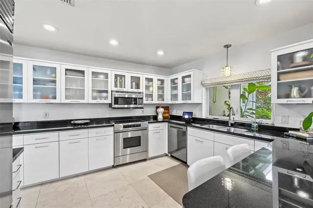 $1,494,000 | 1719 Poinsettia Drive, Fort Lauderdale, FL 33305