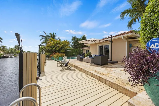 $1,494,000 | 1719 Poinsettia Drive, Fort Lauderdale, FL 33305