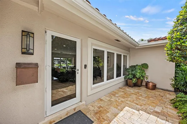 $1,494,000 | 1719 Poinsettia Drive, Fort Lauderdale, FL 33305