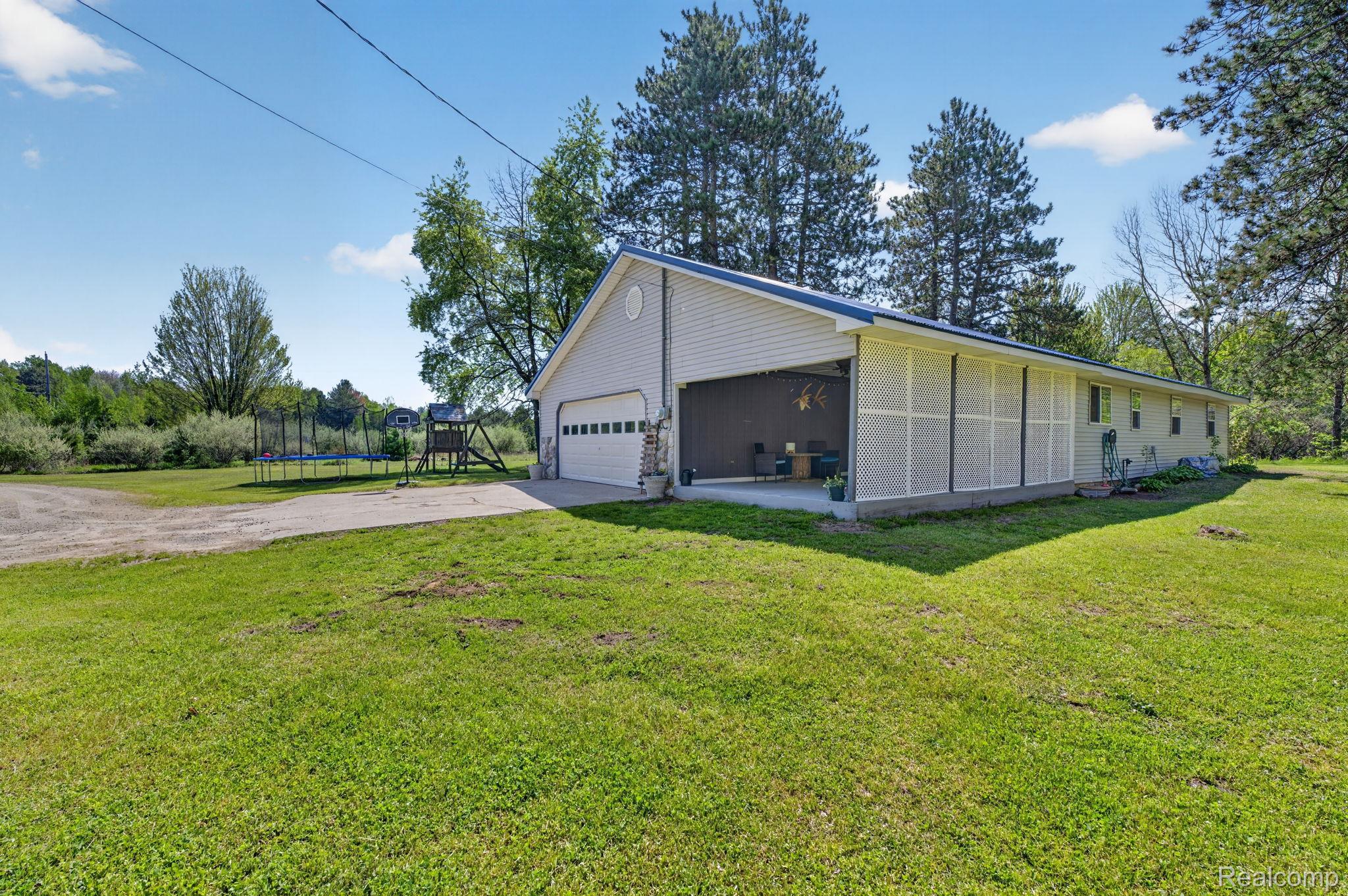 6298 Hess Road Vassar, MI 48768 - Photo 37 of 49 42-web-or-mls-DSC_9401.jpg