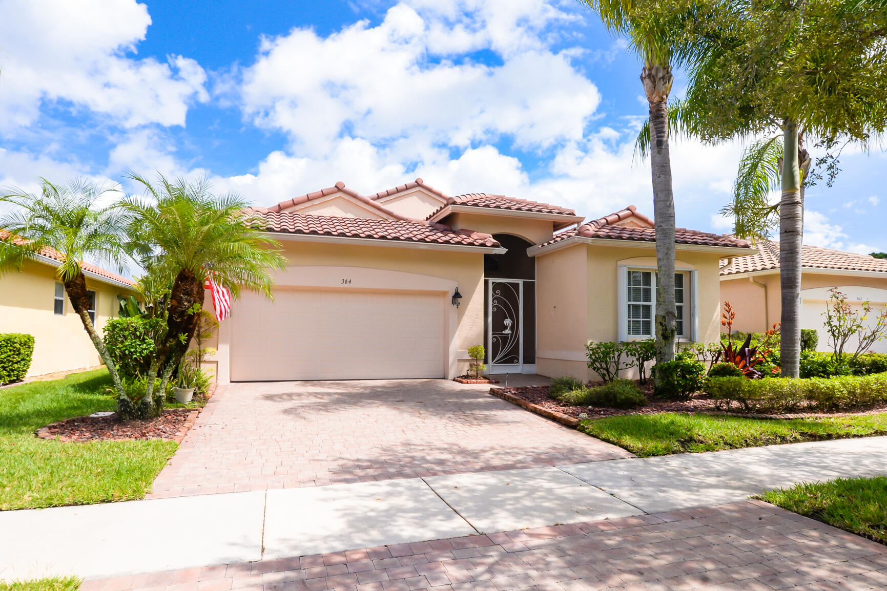 364 Springview Loop Port St. Lucie, FL 34986 - Photo 2 of 38 AAA_2747