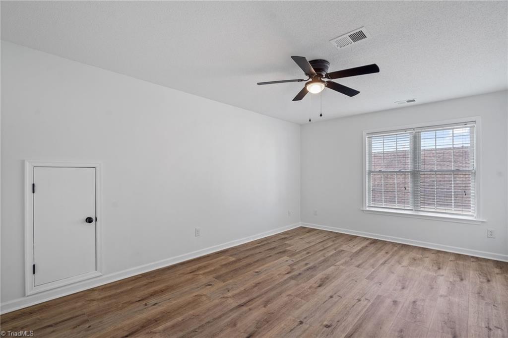 3689 Shadow Ridge Drive High Point, NC 27265 - Photo 24 of 40 2nd Bedroom