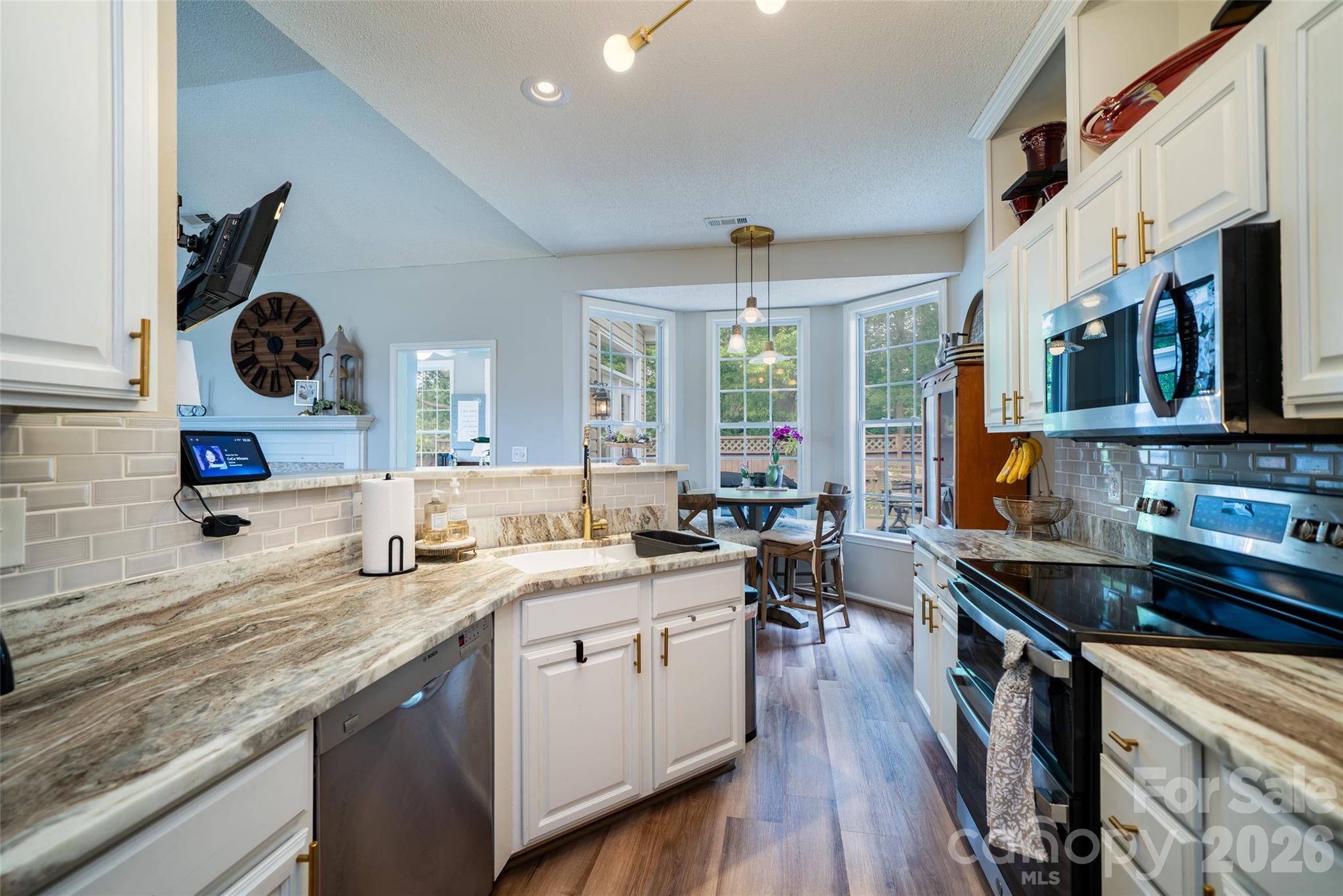 136 Cottage Ridge Road Fletcher, NC 28732 - Photo 8 of 29