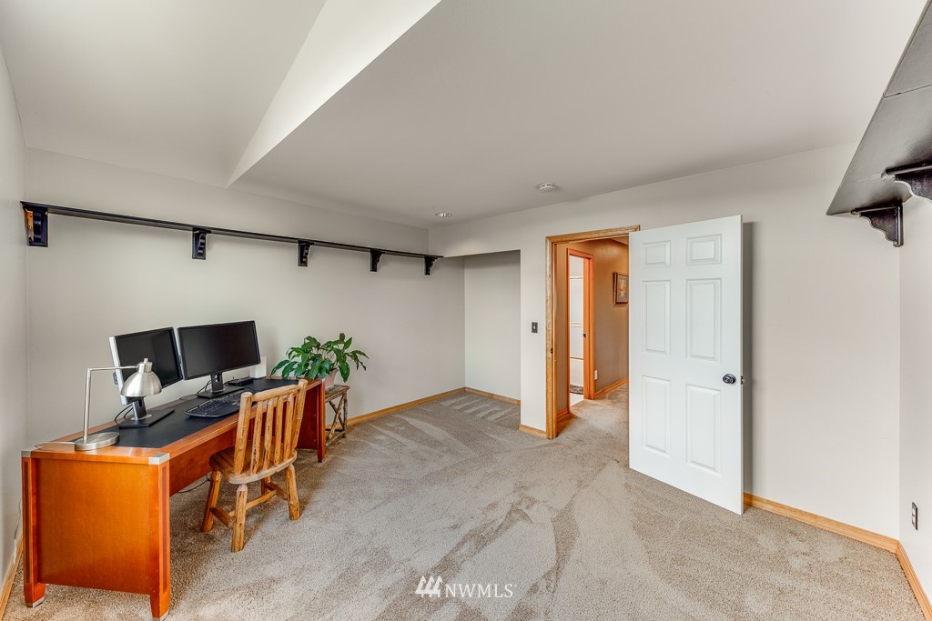 1404 238th Place Southwest Bothell, WA 98021 - Photo 22 of 40