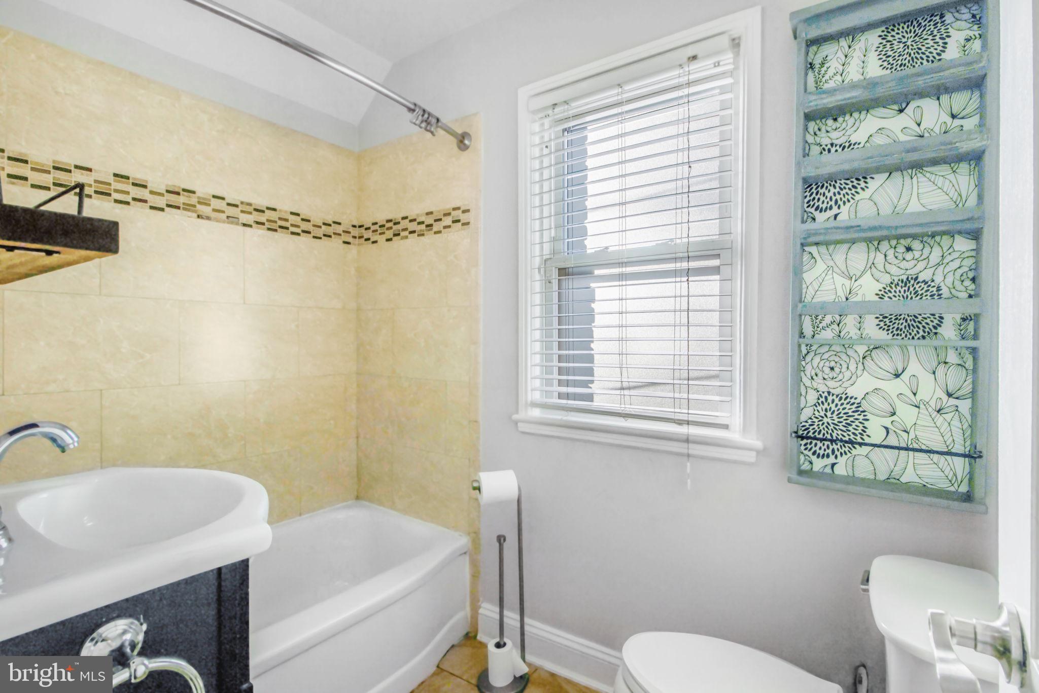 1109 Carson Street Silver Spring, MD 20901 - Photo 6 of 40
