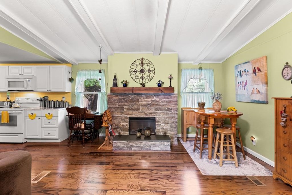 17719 North Nopone Valley Road Decatur, TN 37322 - Photo 6 of 14 Gallery Image 6
