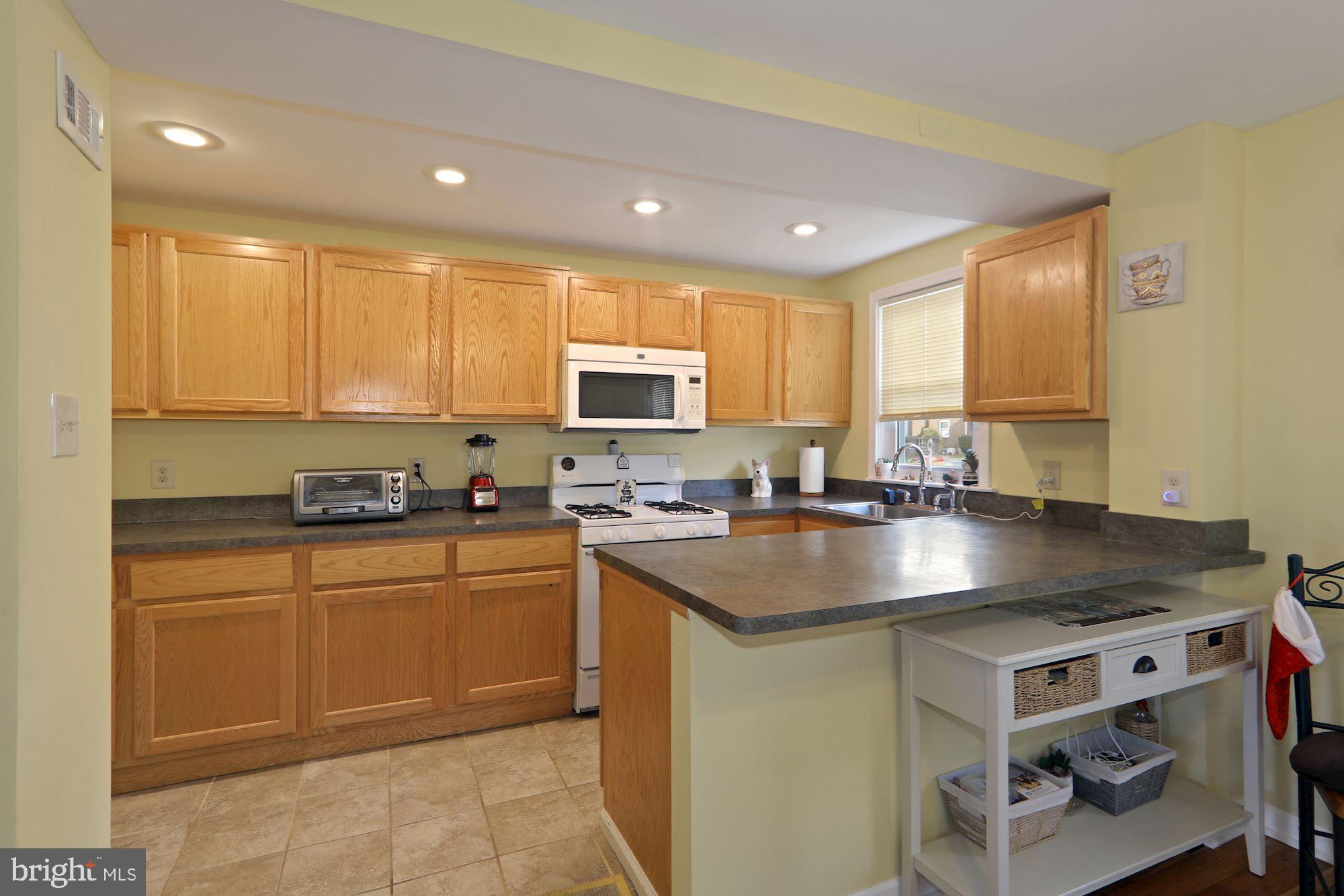 602 Darby Road Ridley Park, PA 19078 - Photo 4 of 28 Gallery Image 4