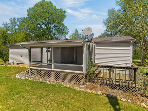 $280,000 | 8205 East 255th Terrace, Freeman, MO 64746