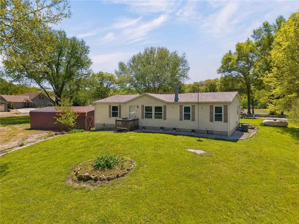 $280,000 | 8205 East 255th Terrace, Freeman, MO 64746