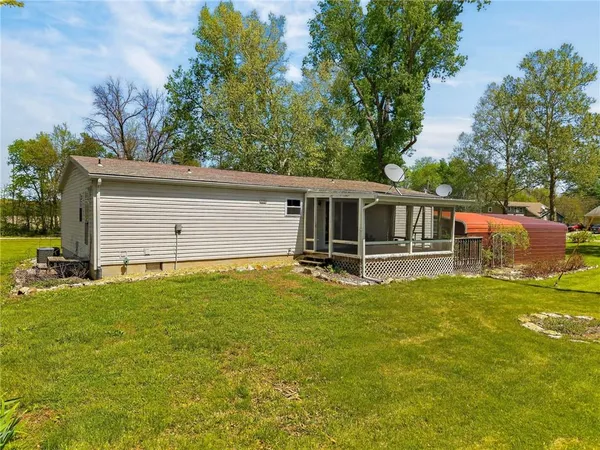 $280,000 | 8205 East 255th Terrace, Freeman, MO 64746