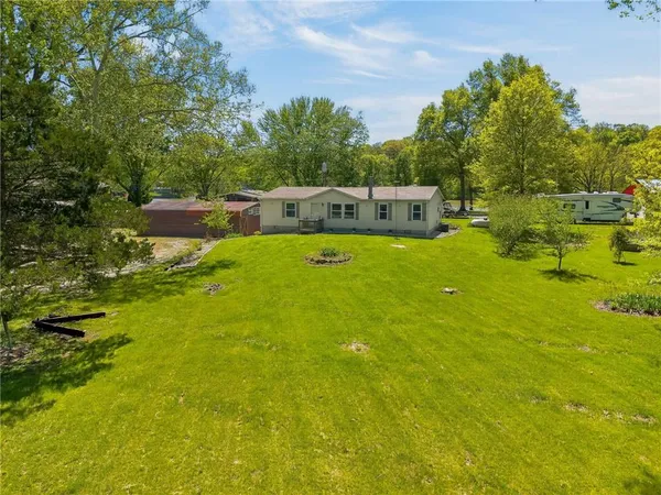 $280,000 | 8205 East 255th Terrace, Freeman, MO 64746