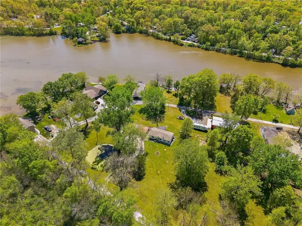 $280,000 | 8205 East 255th Terrace, Freeman, MO 64746