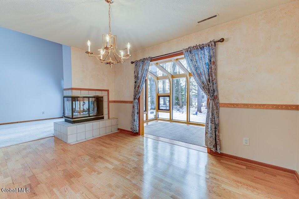 4006 Georgetown Square Schenectady, NY 12303 - Photo 14 of 40 sunroom2