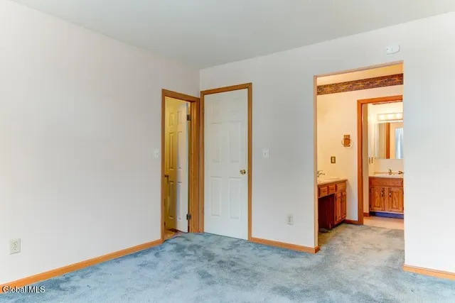 $299,900 | 4006 Georgetown Square, Schenectady, NY 12303