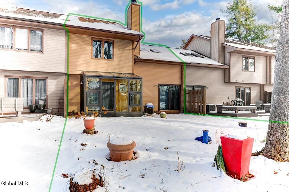 4006 Georgetown Square Schenectady, NY 12303 - Photo 36 of 40 back yard outline