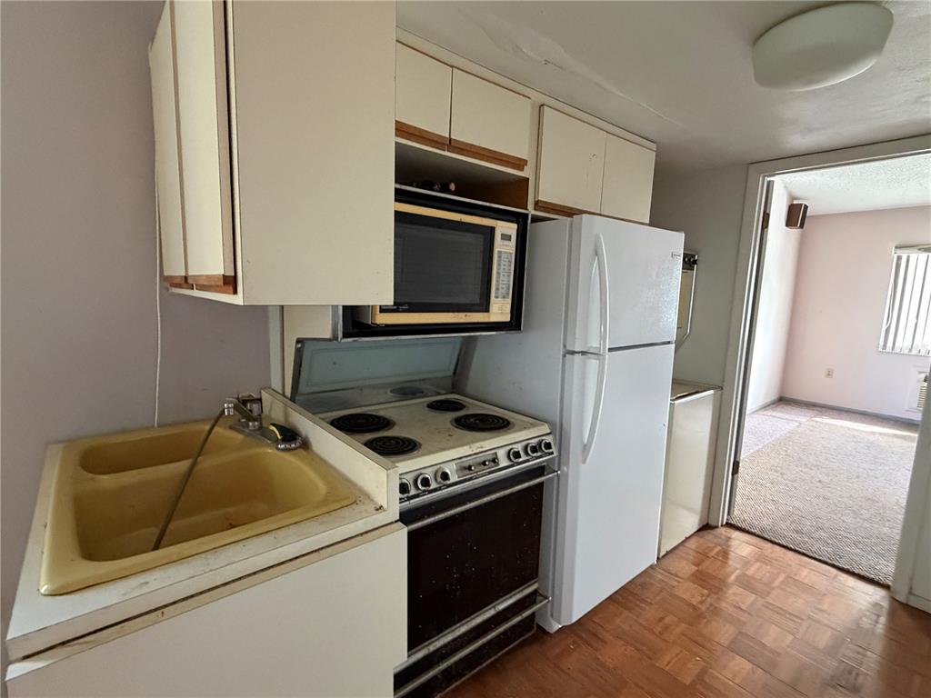 20893 Haulover Cove Road, Unit 16 Lutz, FL 33558 - Photo 5 of 13