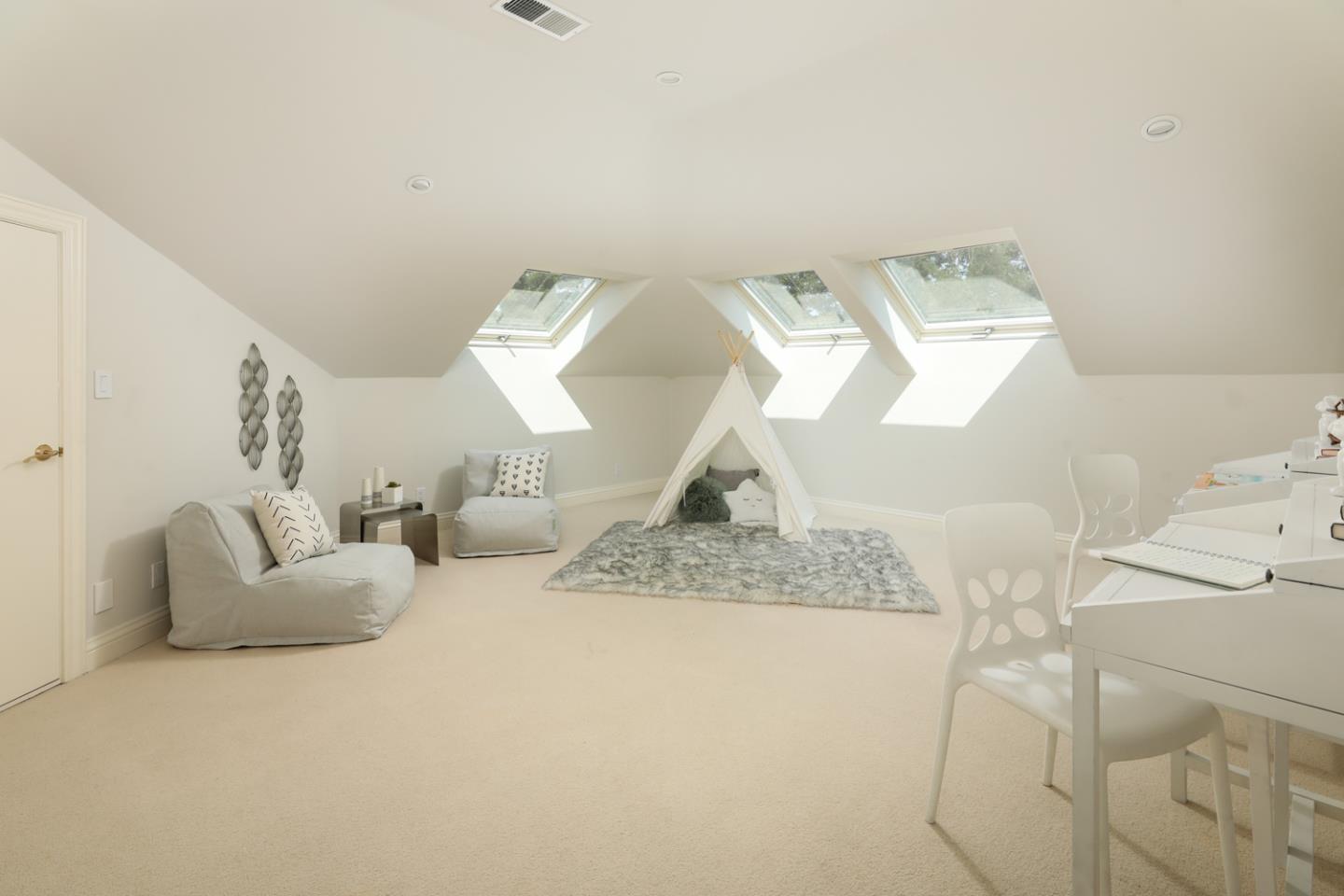 43 Valley Road Atherton, CA 94027 - Photo 22 of 34 Gallery Image 22