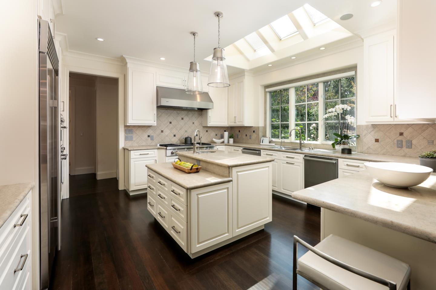 43 Valley Road Atherton, CA 94027 - Photo 8 of 34 Gallery Image 8