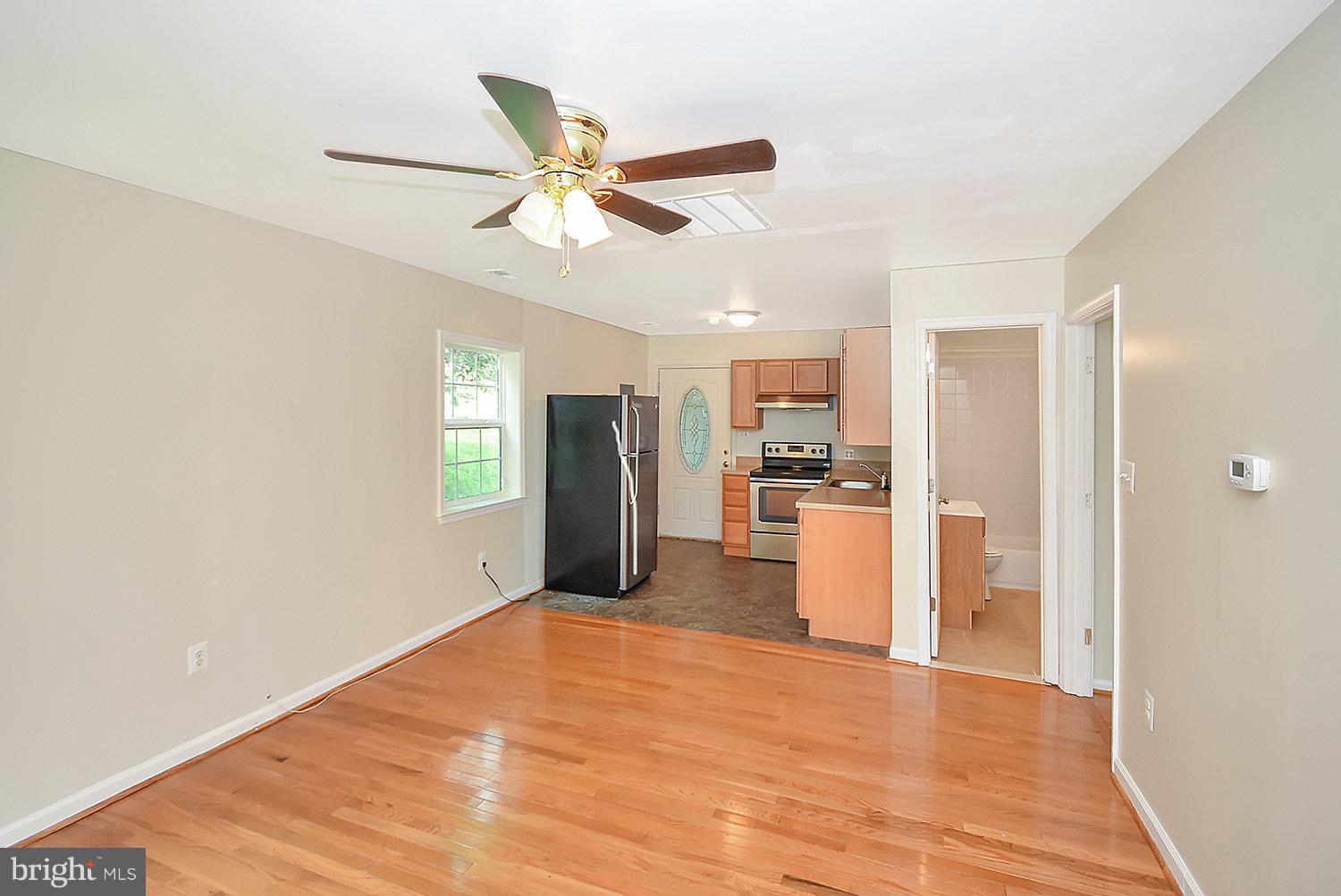 12525 Tove Road Clinton, MD 20735 - Photo 17 of 19 Interior (General)