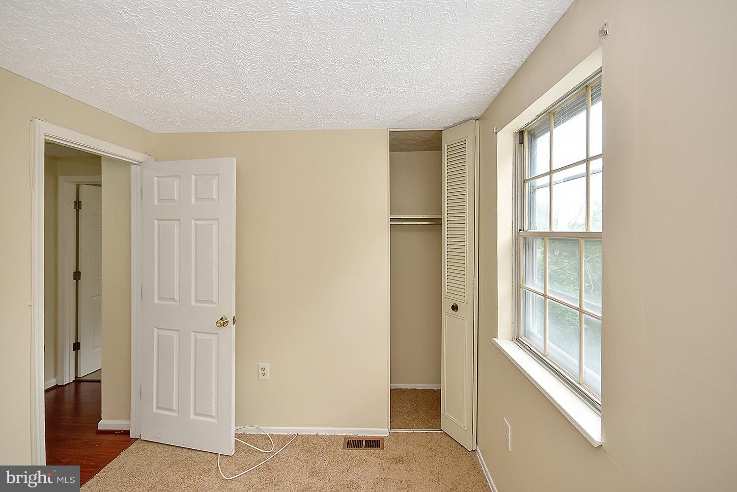 12525 Tove Road Clinton, MD 20735 - Photo 10 of 19 Bedroom