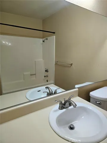 $2,700 | 978 West Arrow Highway, Unit C, Upland, CA 91786