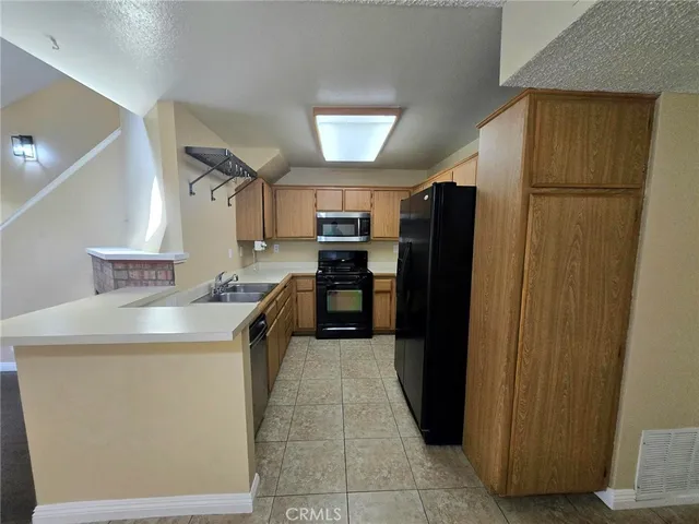 $2,700 | 978 West Arrow Highway, Unit C, Upland, CA 91786