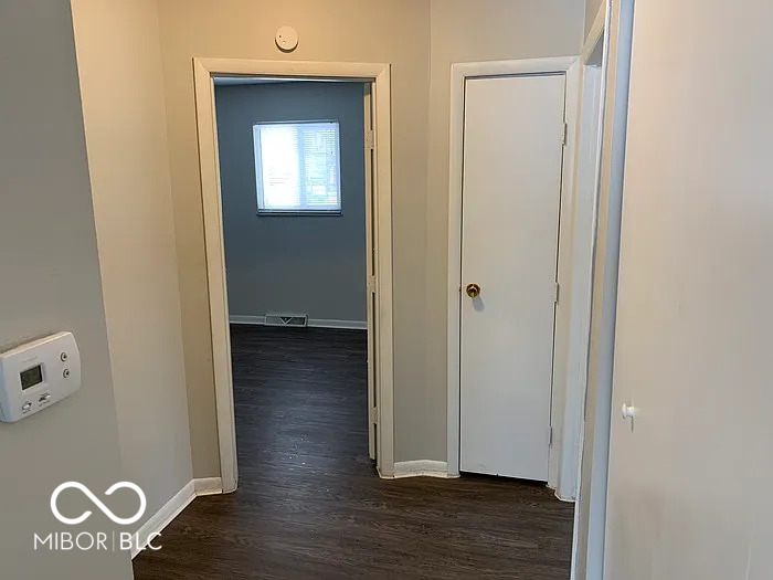 1272 North Ridgeview Drive Indianapolis, IN 46219 - Photo 7 of 15