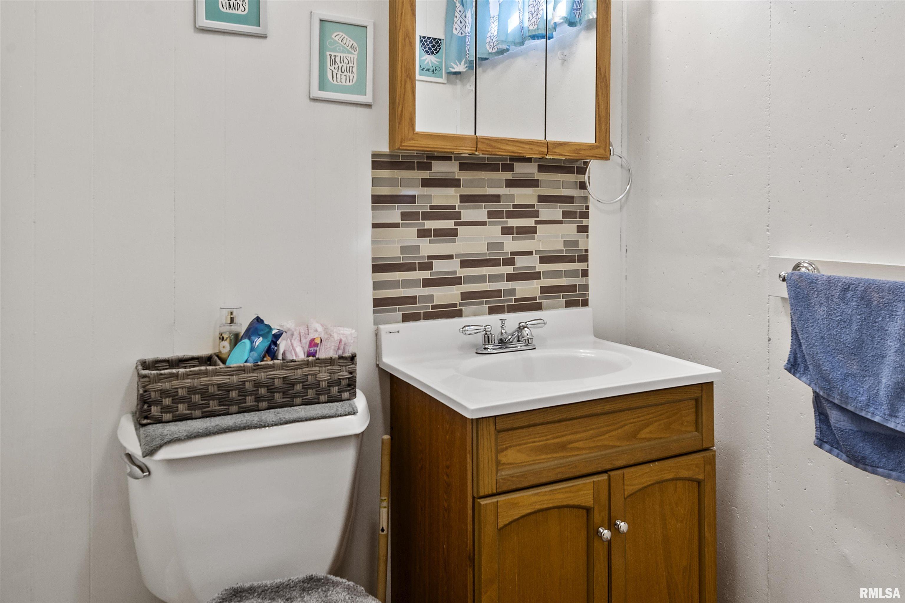 110 Willow Road Rochester, IL 62563 - Photo 29 of 34