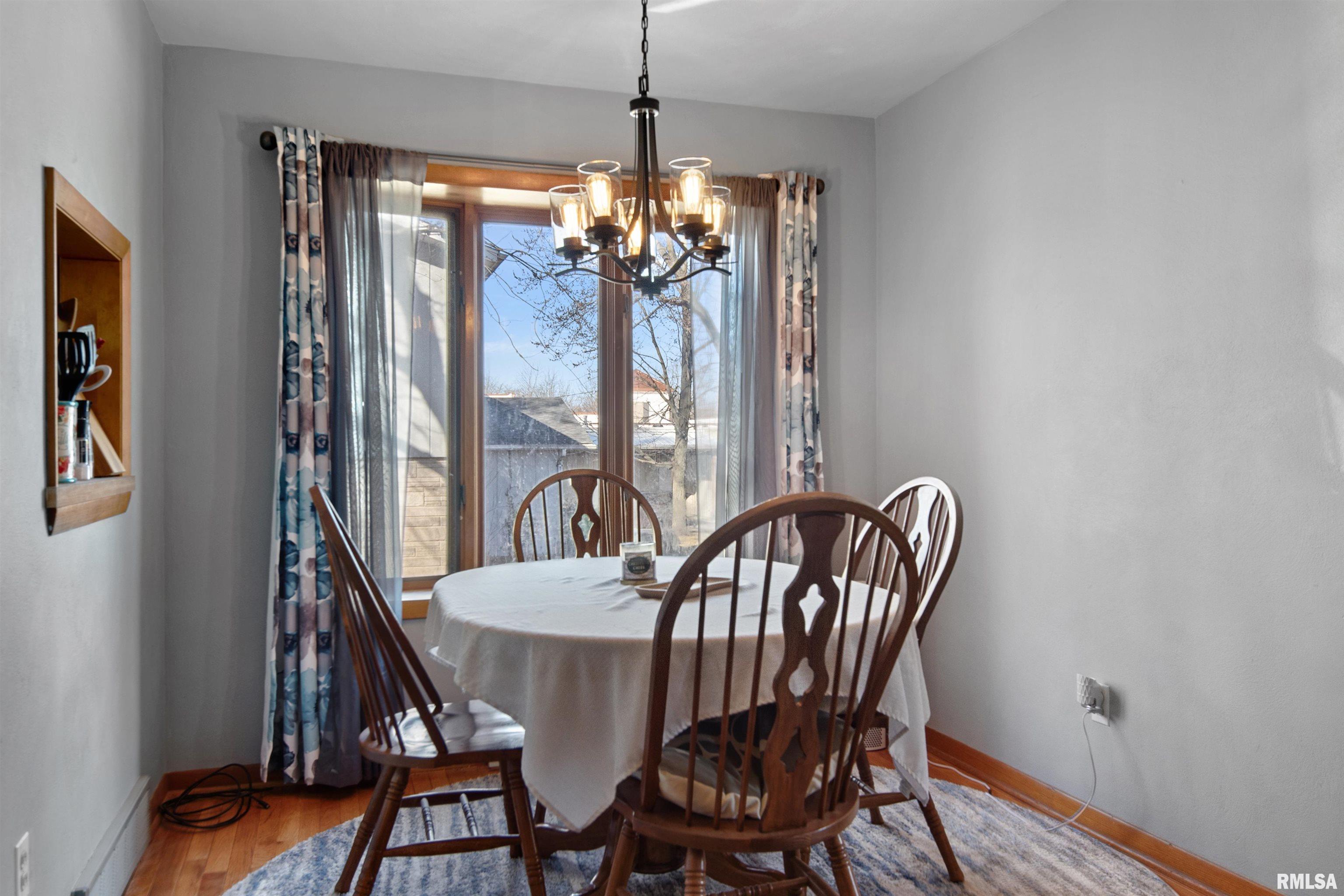 110 Willow Road Rochester, IL 62563 - Photo 8 of 34