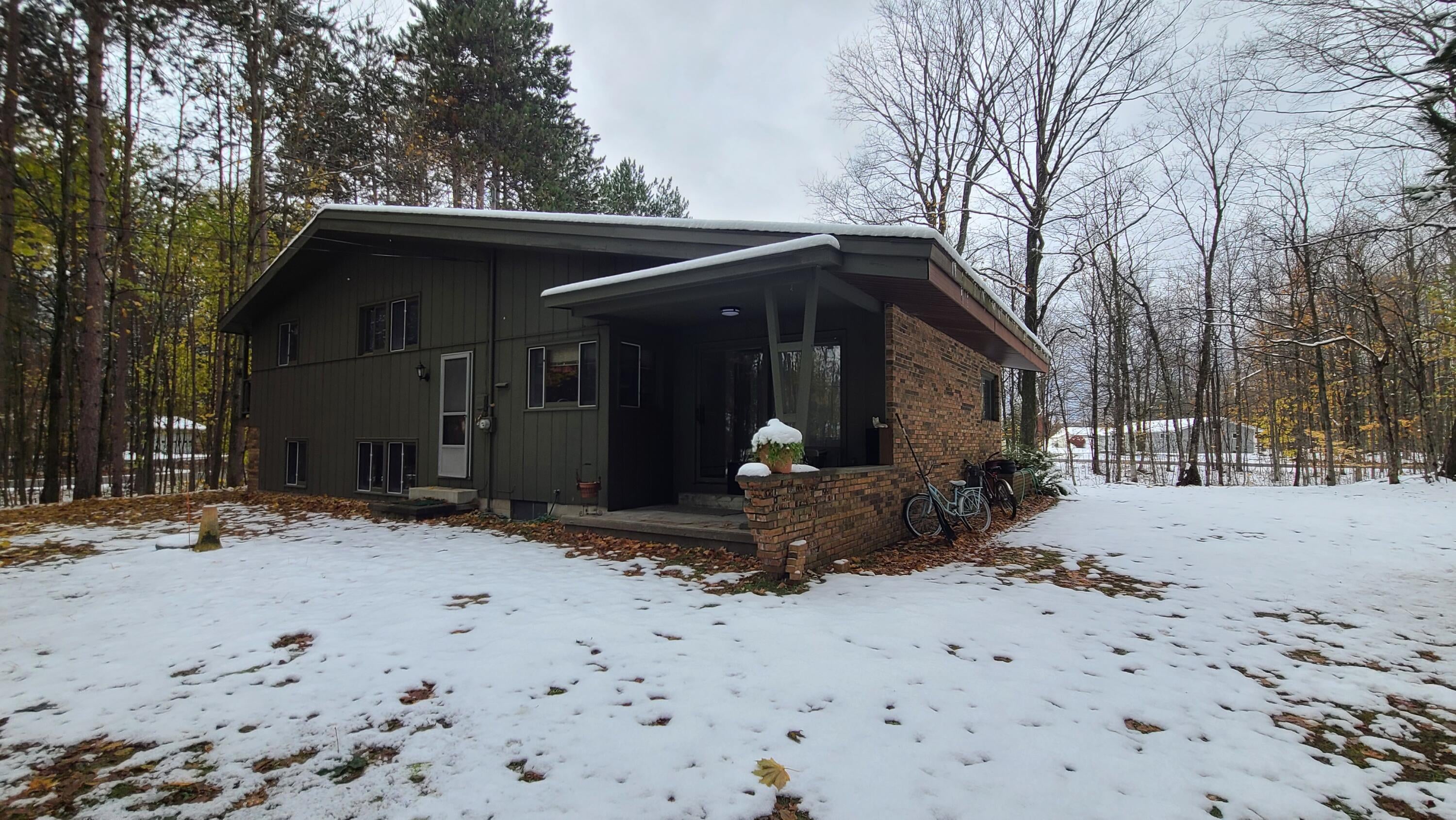 337 North Estates Road Gaylord, MI 49735 - Photo 16 of 20 Gallery Image 16