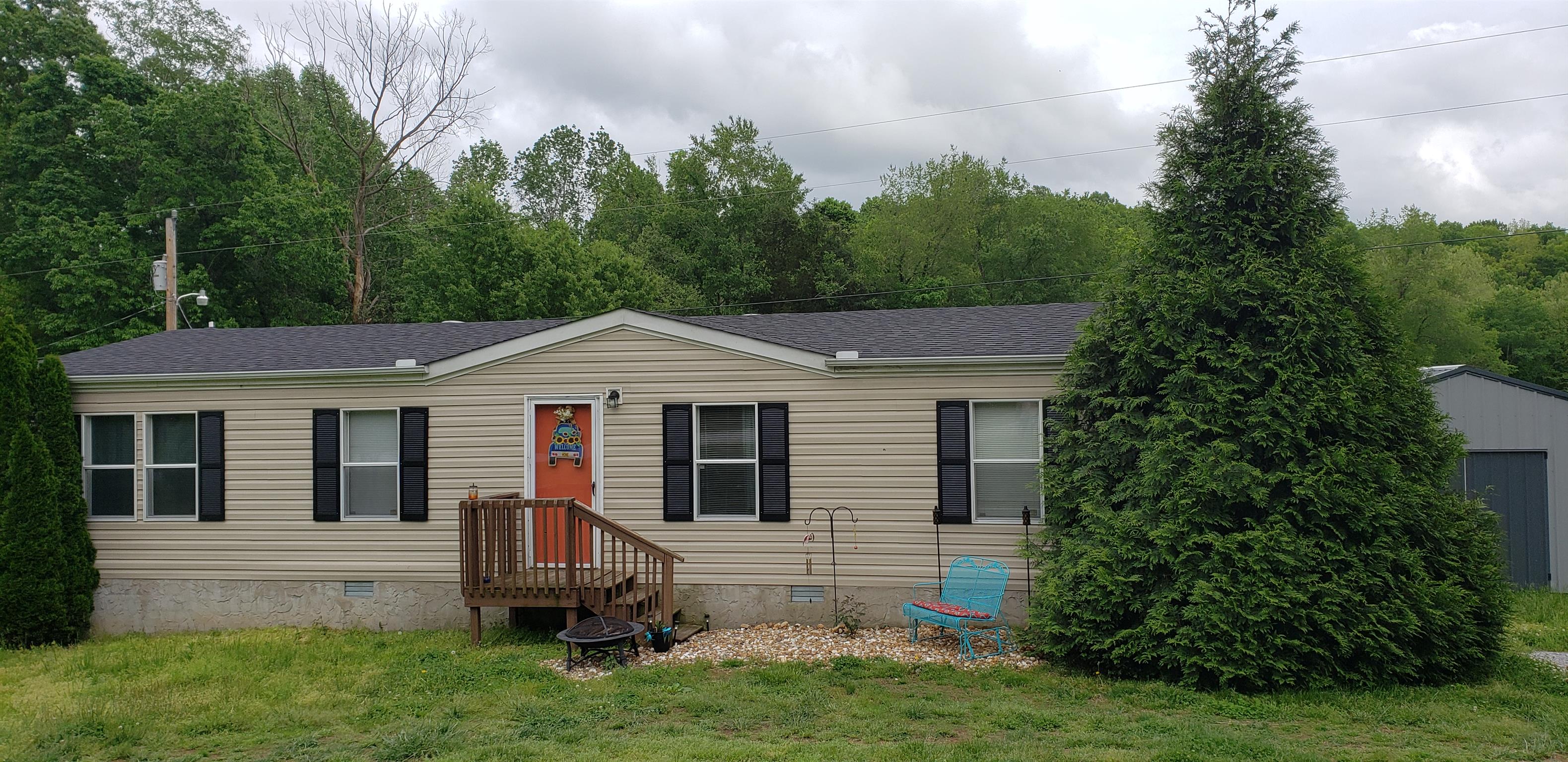 52 Harvey Road McEwen, TN 37101 - Photo 3 of 21 Roof less than a year old New shutters