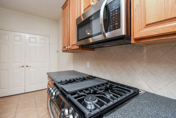 $1,900 | 13646 Garden Grove Court, Houston, TX 77082