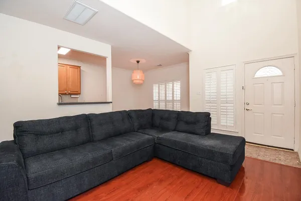 $1,900 | 13646 Garden Grove Court, Houston, TX 77082