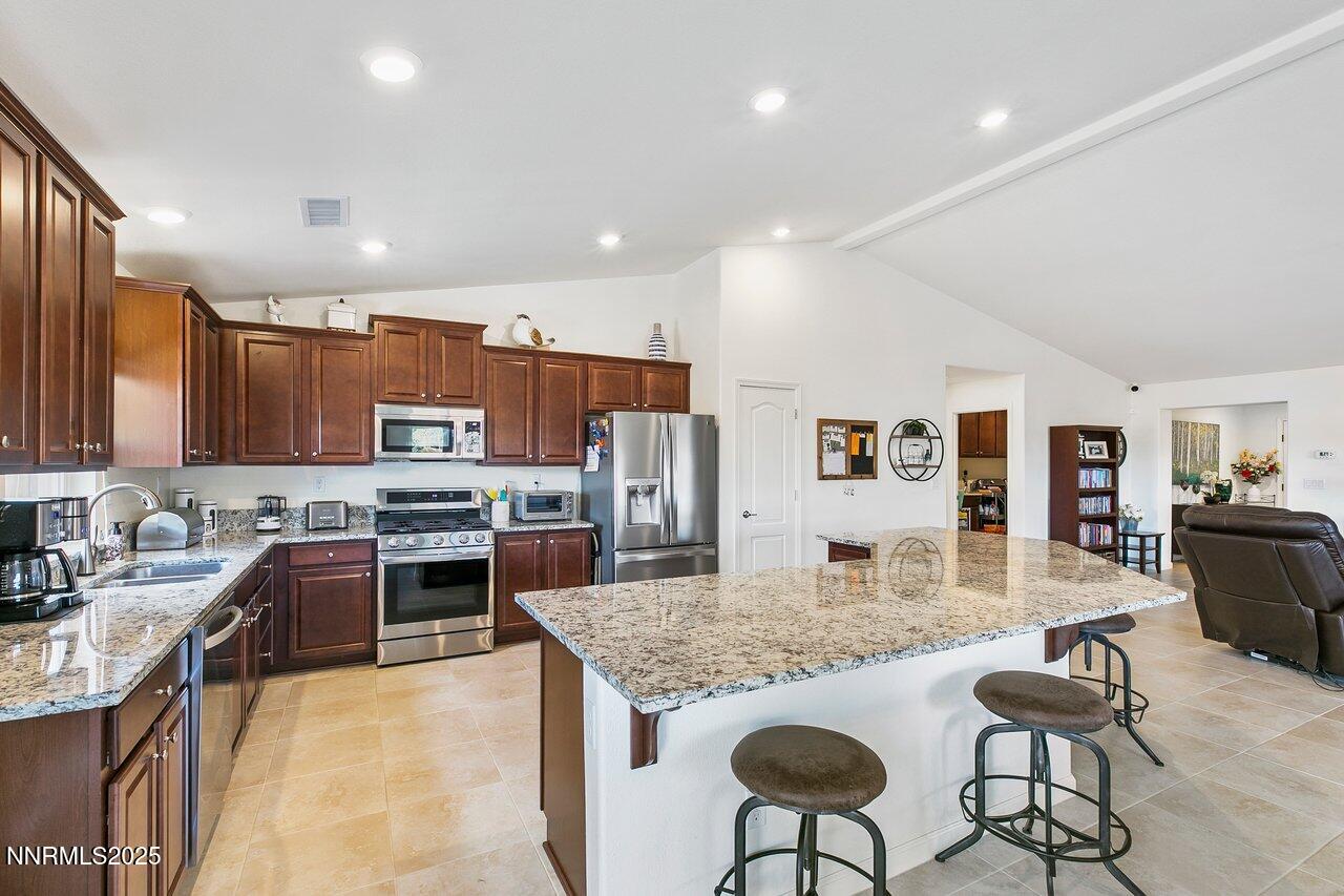 183 Deerfield Road Dayton, NV 89403 - Photo 8 of 29 Kitchen 5 (1)