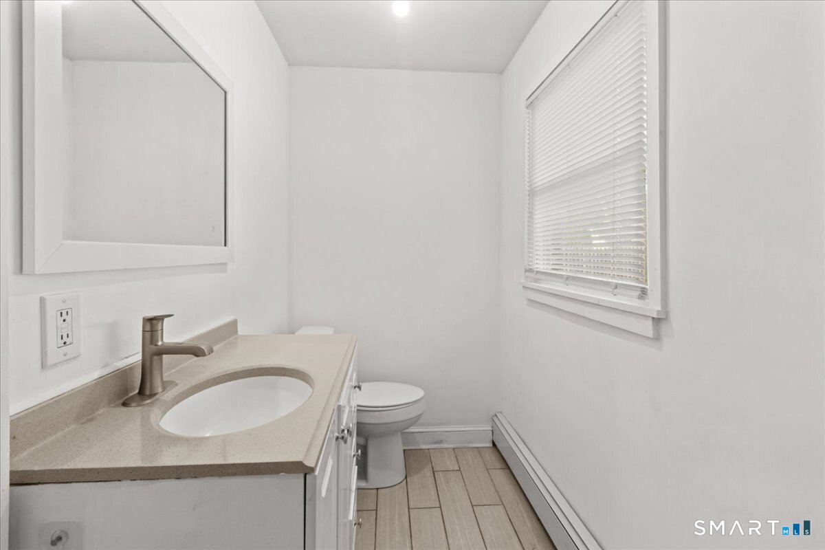 16 Lilley Road West Hartford, CT 06119 - Photo 5 of 16