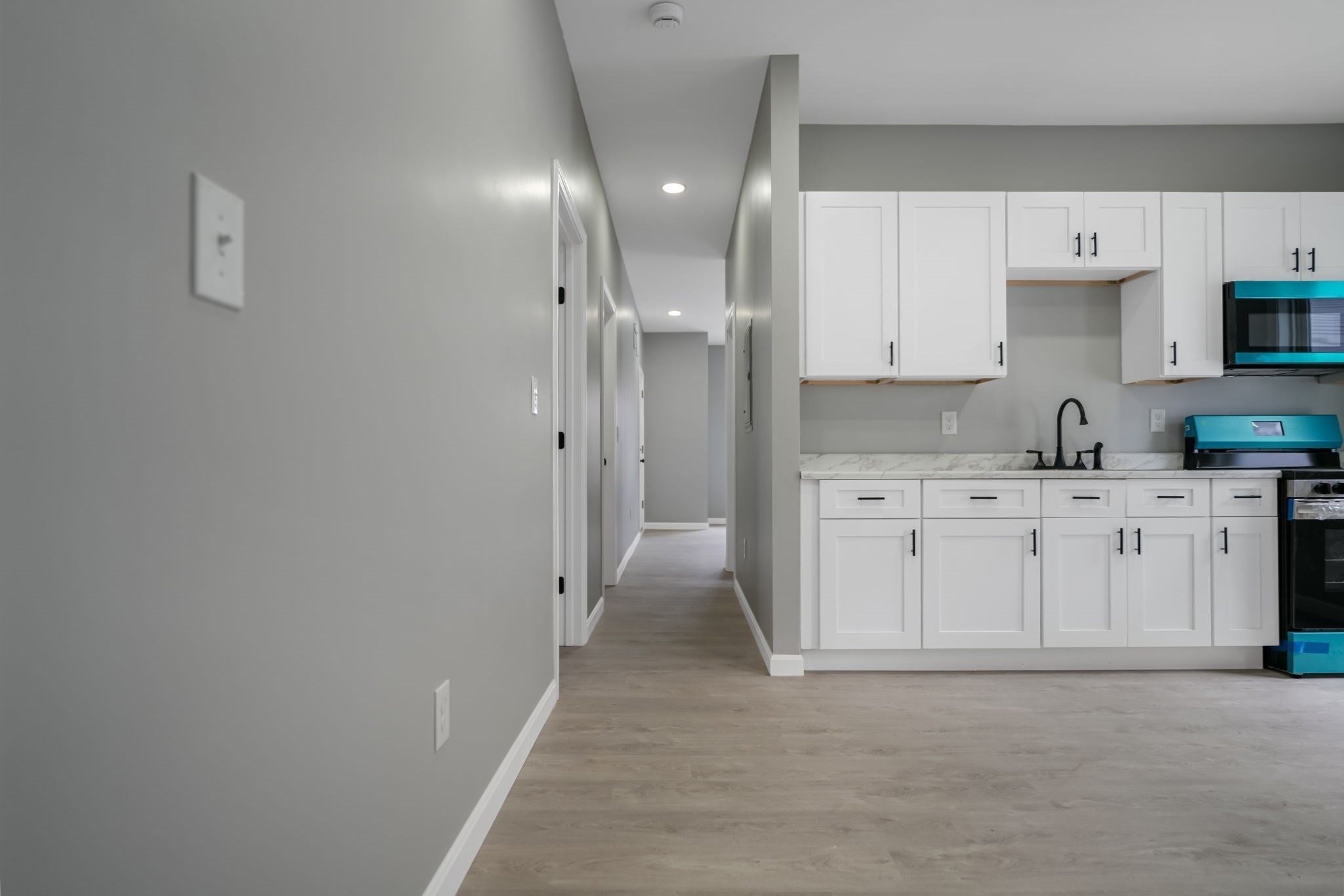 35 Hood Street, Unit 3 Fall River, MA 02720 - Photo 11 of 11 Gallery Image 11