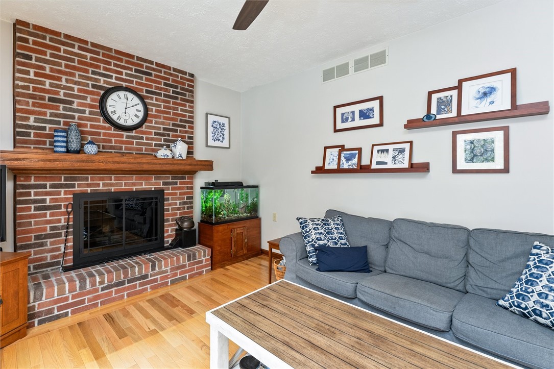 11 Tree Top Lane West Henrietta, NY 14586 - Photo 15 of 50