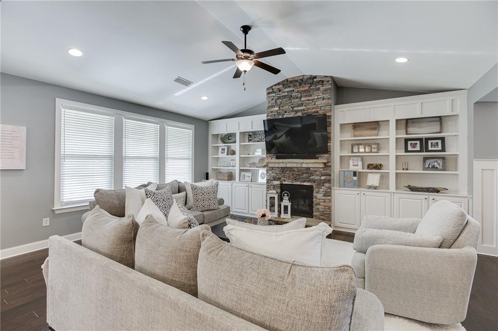 2605 Alpine Terrace Cumming, GA 30041 - Photo 15 of 57