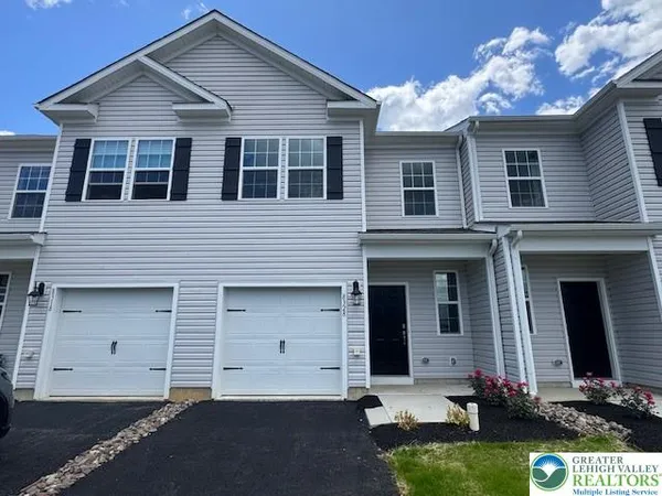 $2,600 | 8328 Fair Way, Breinigsville, PA 18031