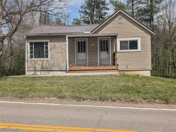 $169,900 | 14644 Highway 37, Crooksville, OH 43731