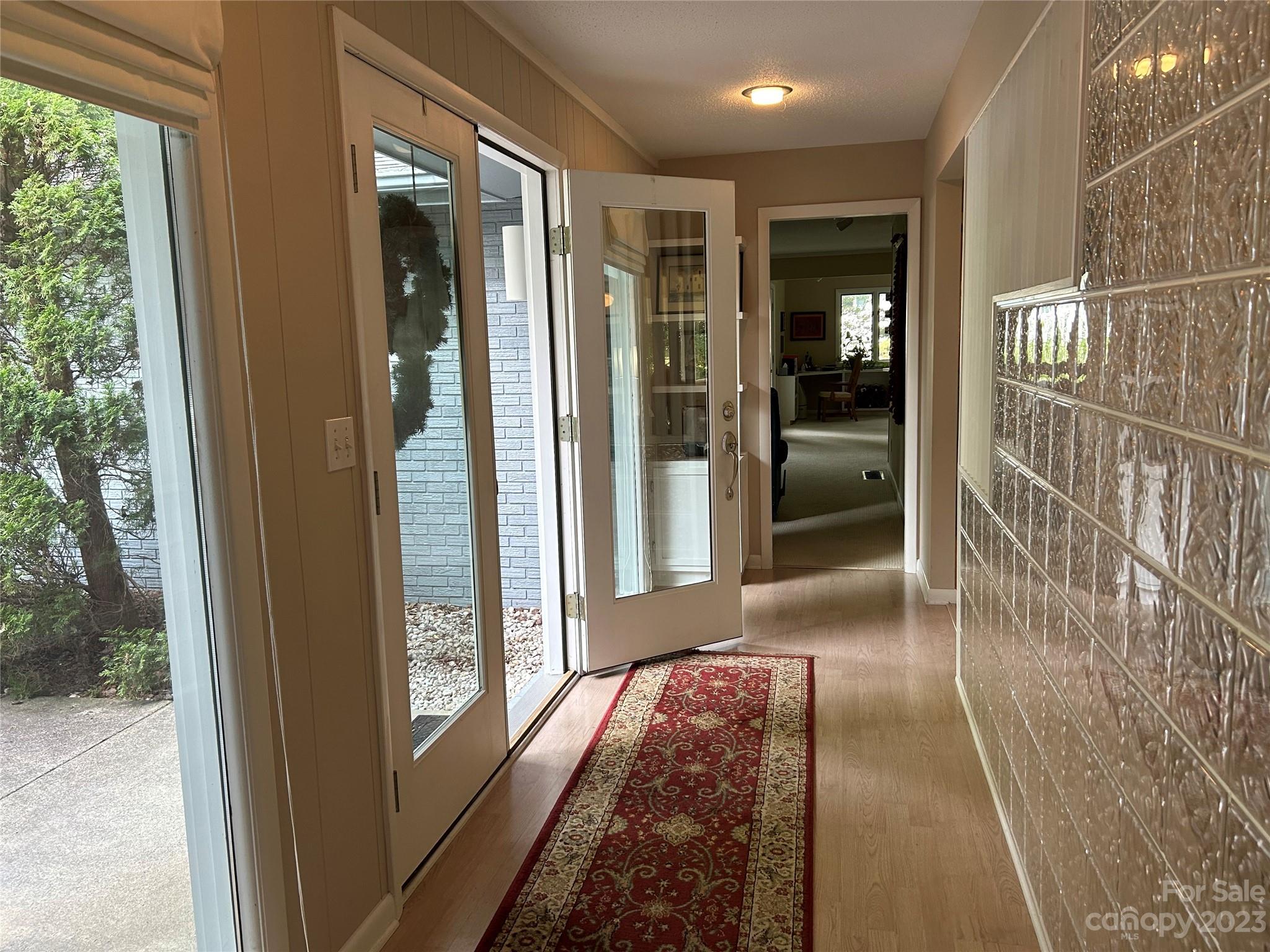 428 Brandon Road Hendersonville, NC 28739 - Photo 4 of 48