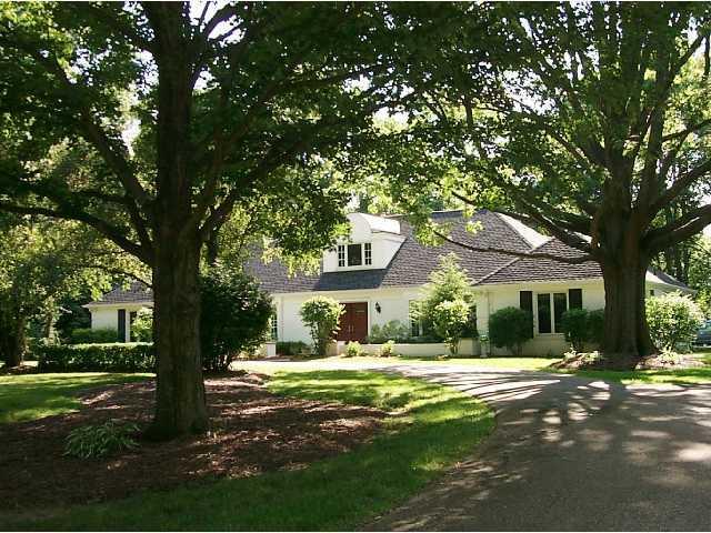 8118 Spring Mill Road Indianapolis, IN 46260 - Photo 1 of 11 Gallery Image 1