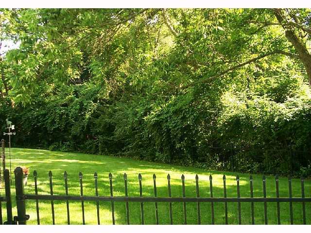 8118 Spring Mill Road Indianapolis, IN 46260 - Photo 11 of 11 Gallery Image 11