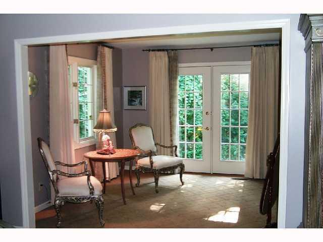 8118 Spring Mill Road Indianapolis, IN 46260 - Photo 9 of 11 Gallery Image 9