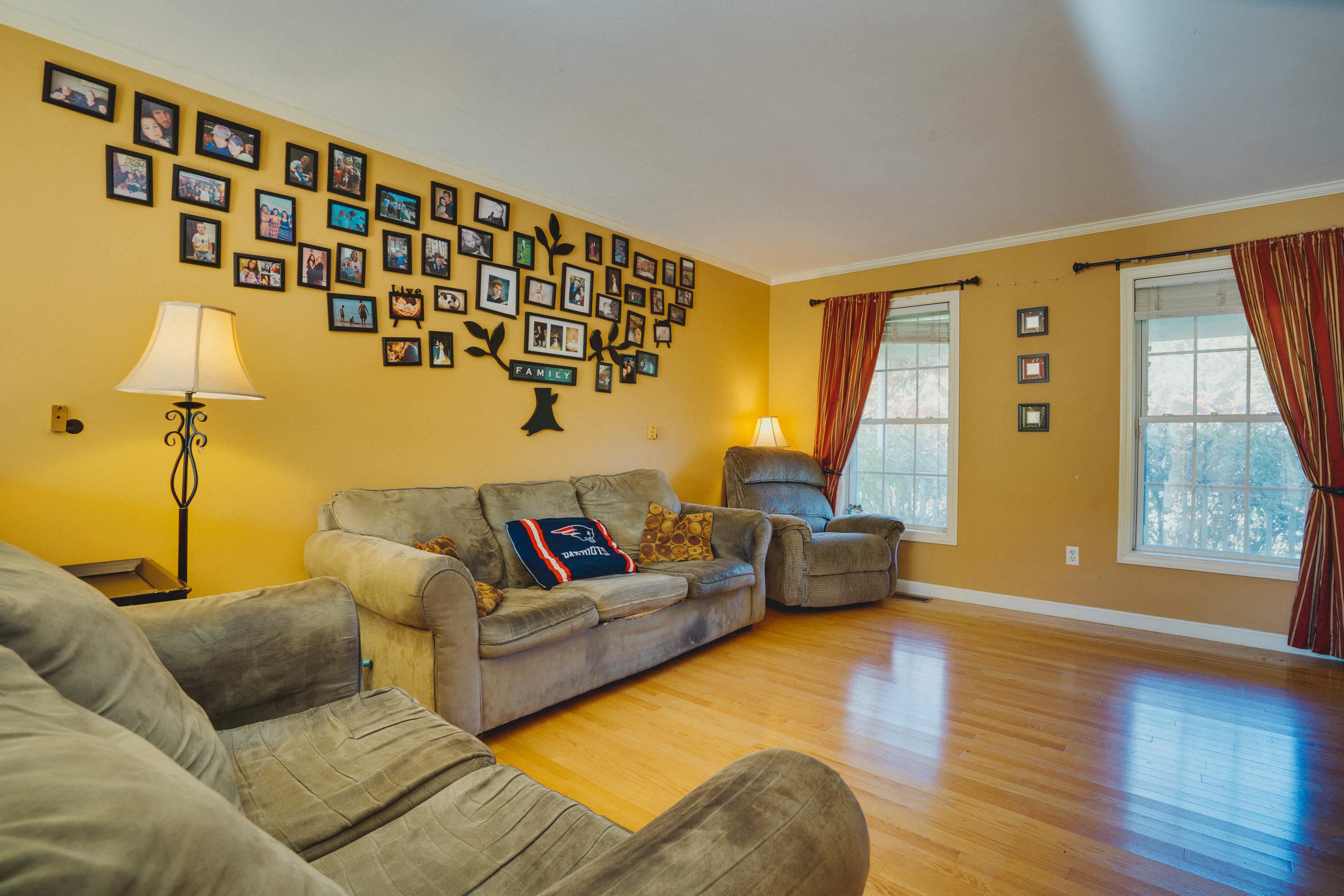 249 Beard Road New Boston, NH 03070 - Photo 3 of 34